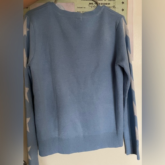 Star Sweater - Picture 2 of 4